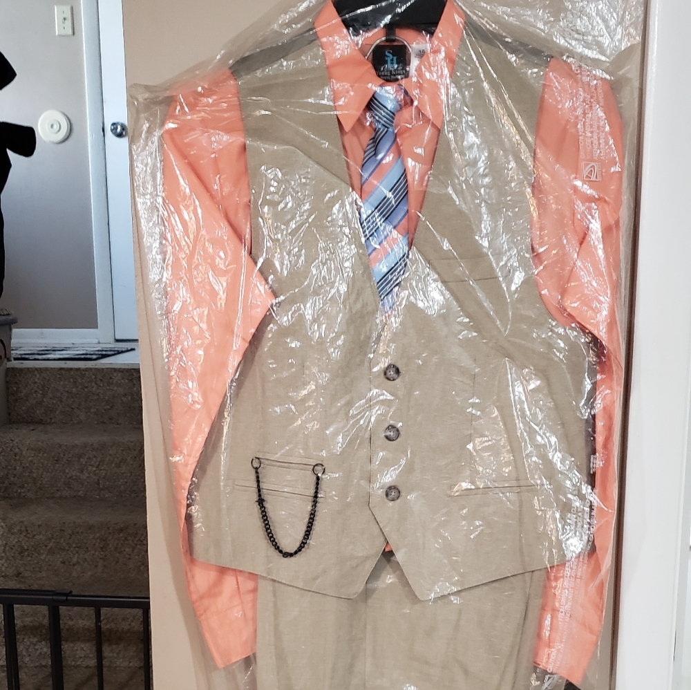 4 Piece Peach/Orange Suit